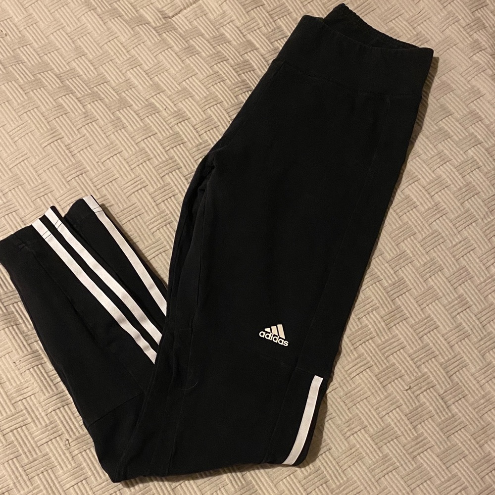 adidas size medium leggings
